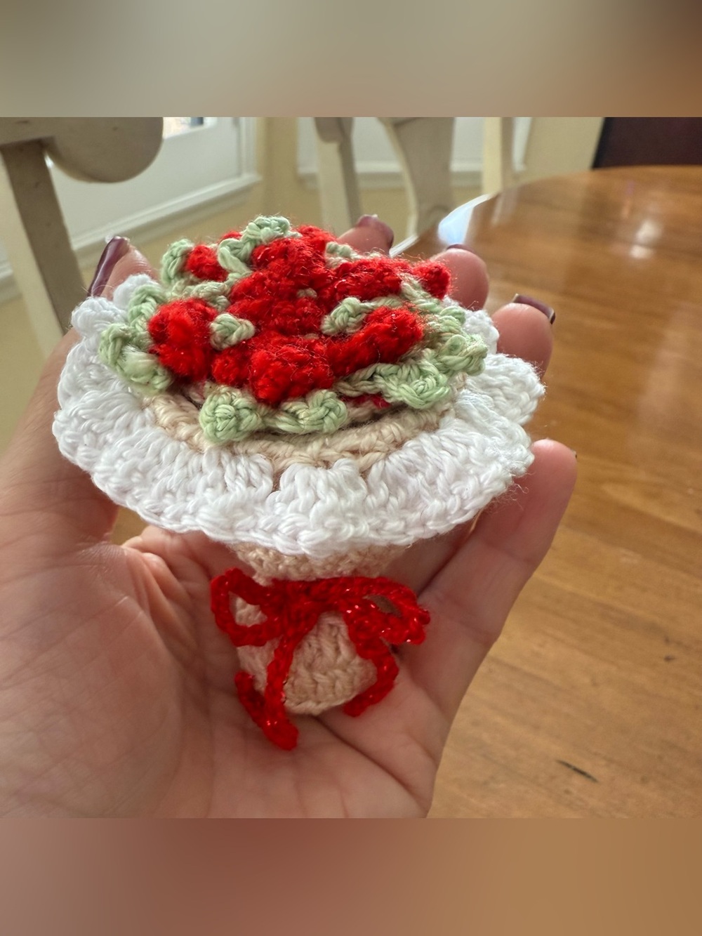 Brand New Hand Crochet Rose Bouquet Ring Box